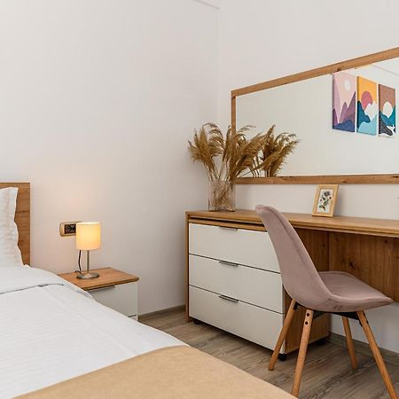 Isaran 2D4E Apartment บราชอฟ ภายนอก รูปภาพ