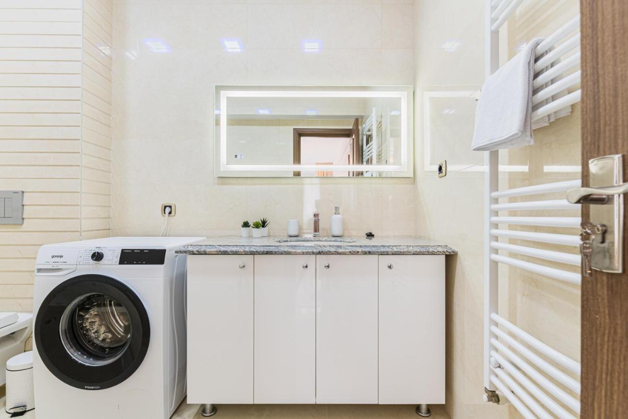 Isaran 2D4E Apartment บราชอฟ ภายนอก รูปภาพ