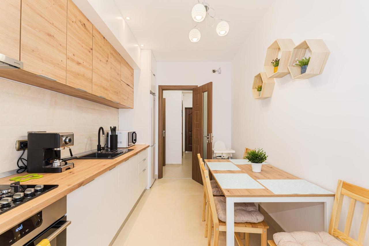Isaran 2D4E Apartment บราชอฟ ภายนอก รูปภาพ