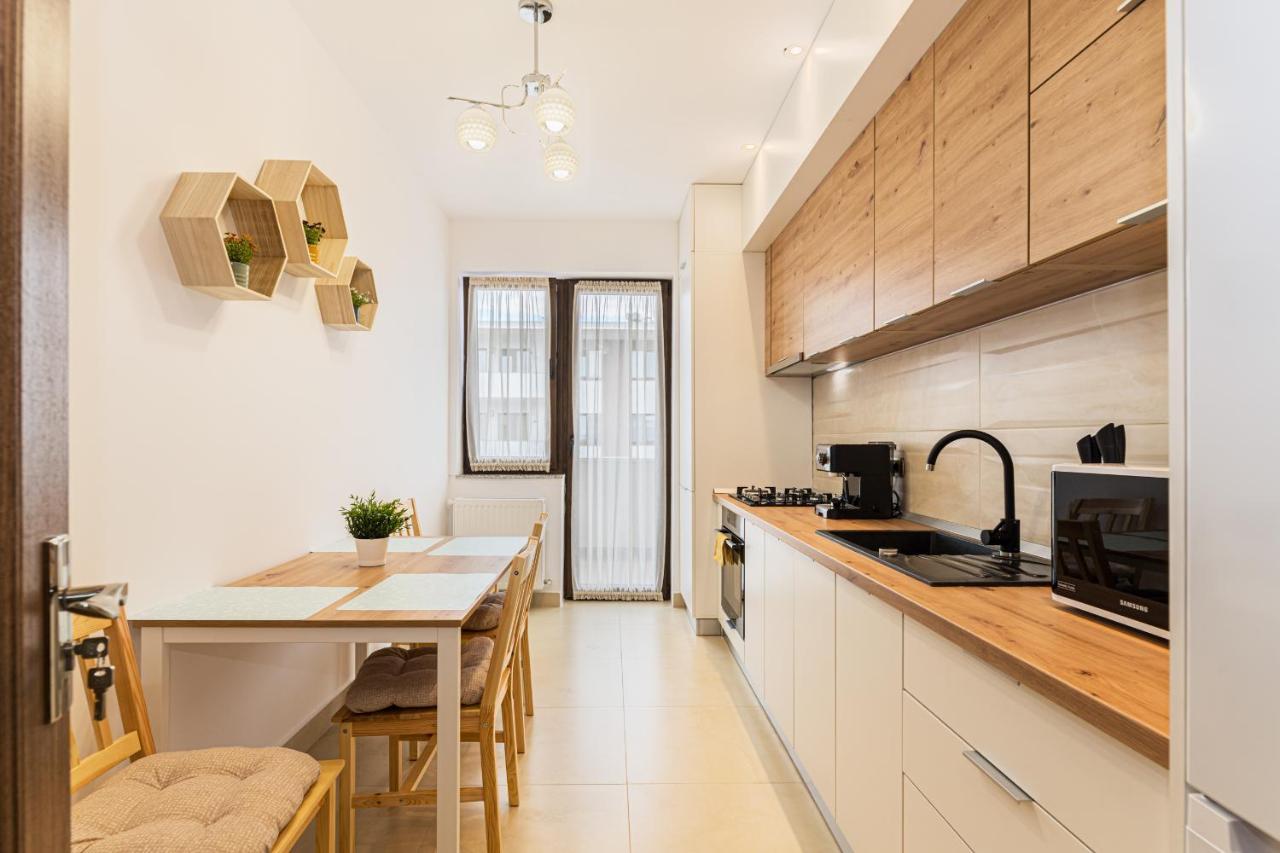 Isaran 2D4E Apartment บราชอฟ ภายนอก รูปภาพ